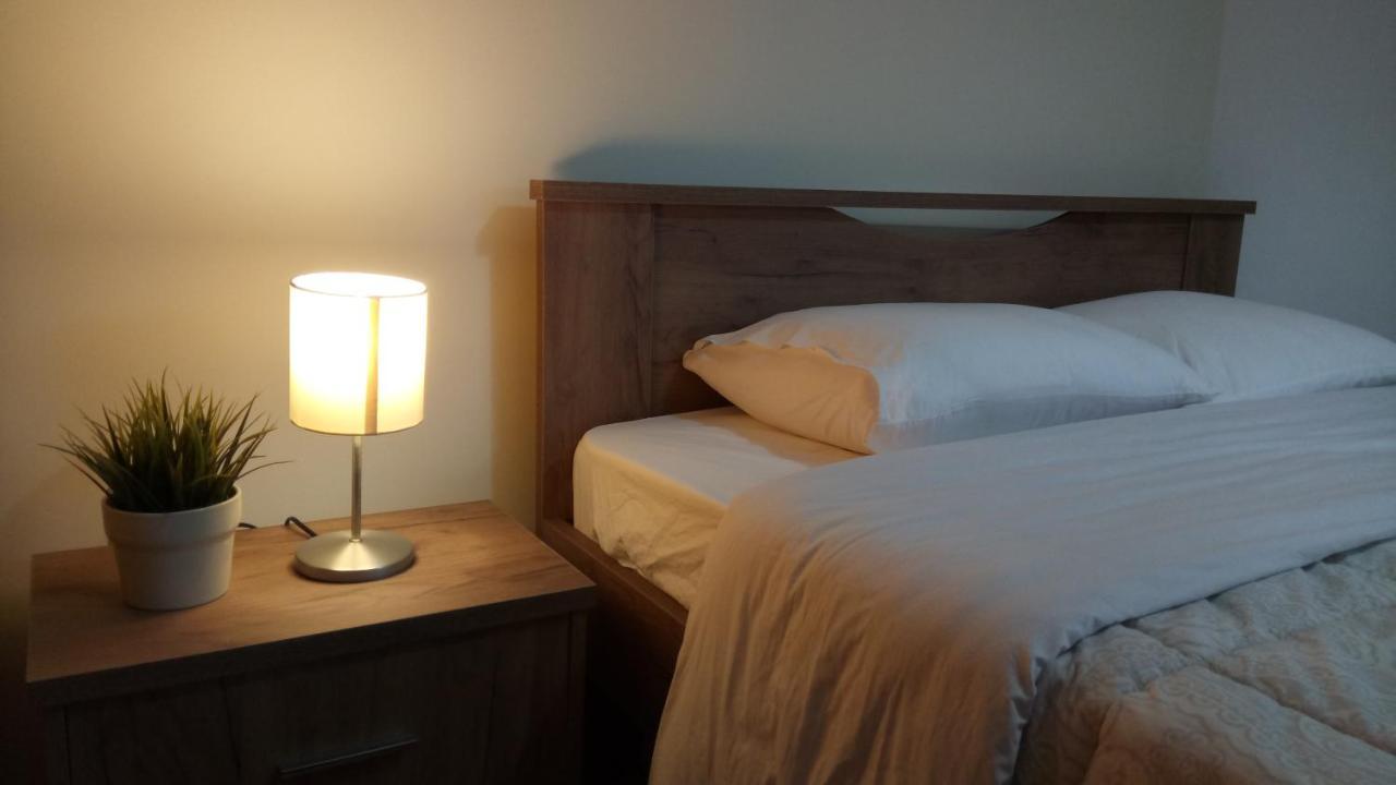 Overnight Athens Airport And Raphina Port Apartment Ártemida Kültér fotó